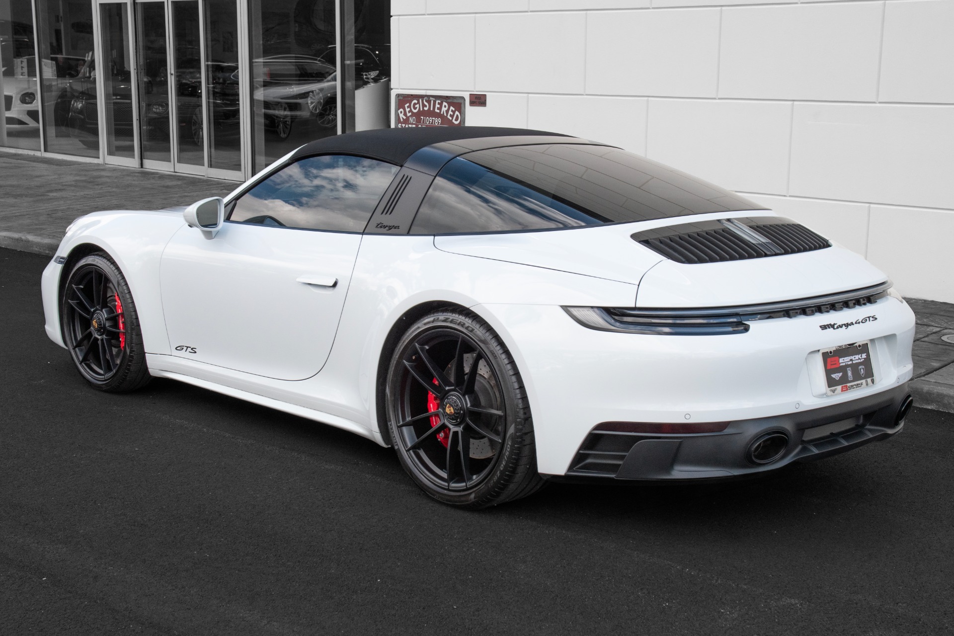 2023 Porsche 911 Image 14