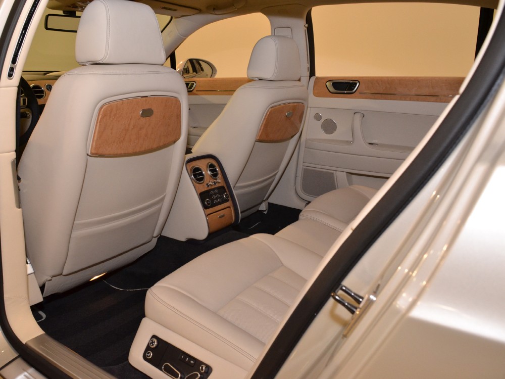 2013 Bentley Continental Flying Spur Image 19