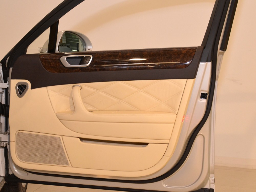 2013 Bentley Continental Flying Spur Speed Image 25