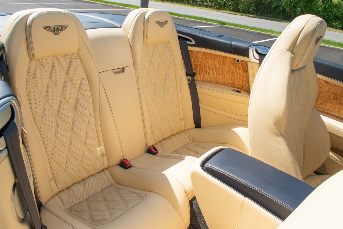 2014 Bentley Continental GT Convertible Image 10