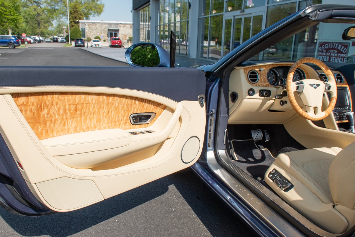 2014 Bentley Continental GT Convertible Image 18