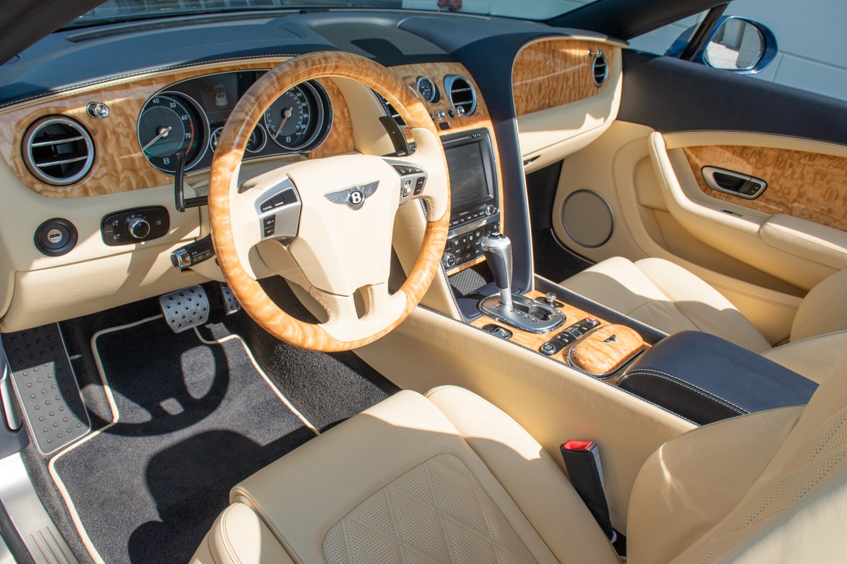2014 Bentley Continental GT Convertible Image 4