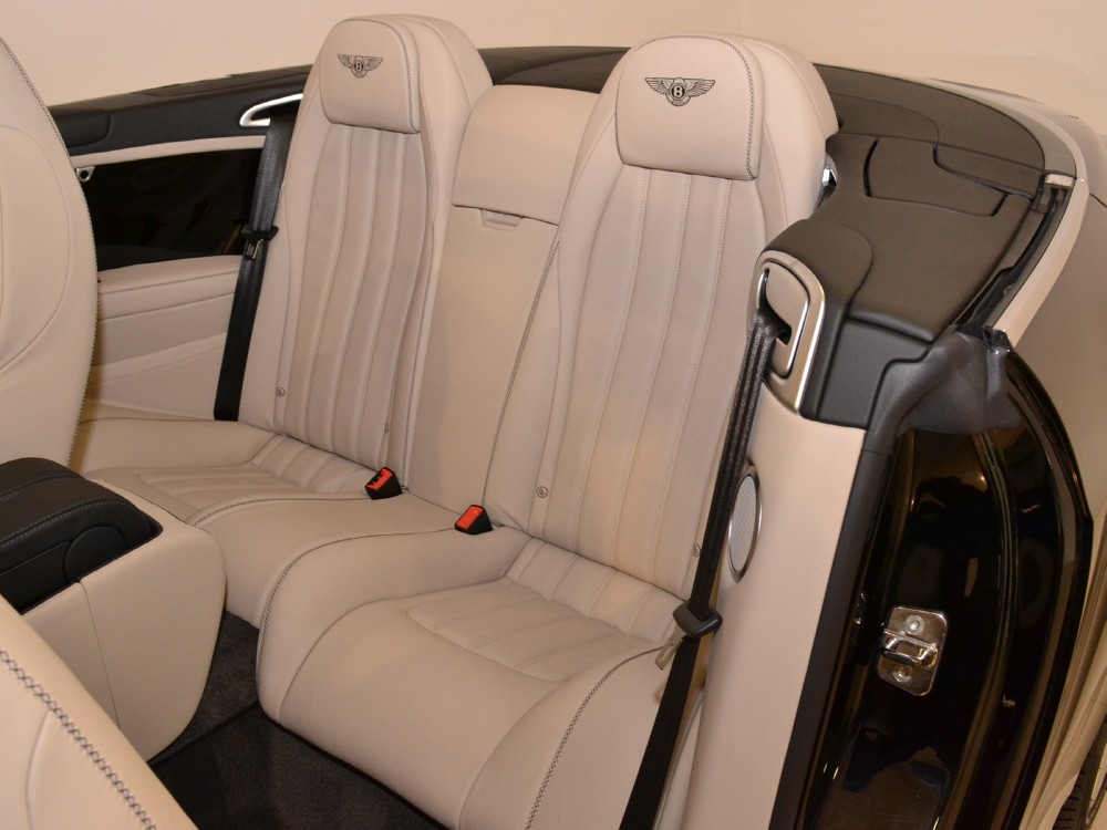 2013 Bentley Continental GT Convertible Image 23