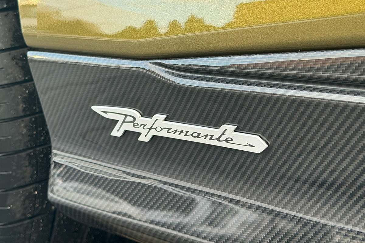 2024 Lamborghini Urus Image 12