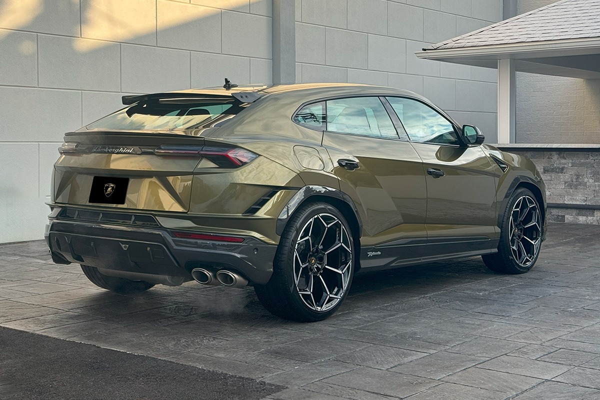 2024 Lamborghini Urus Image 26
