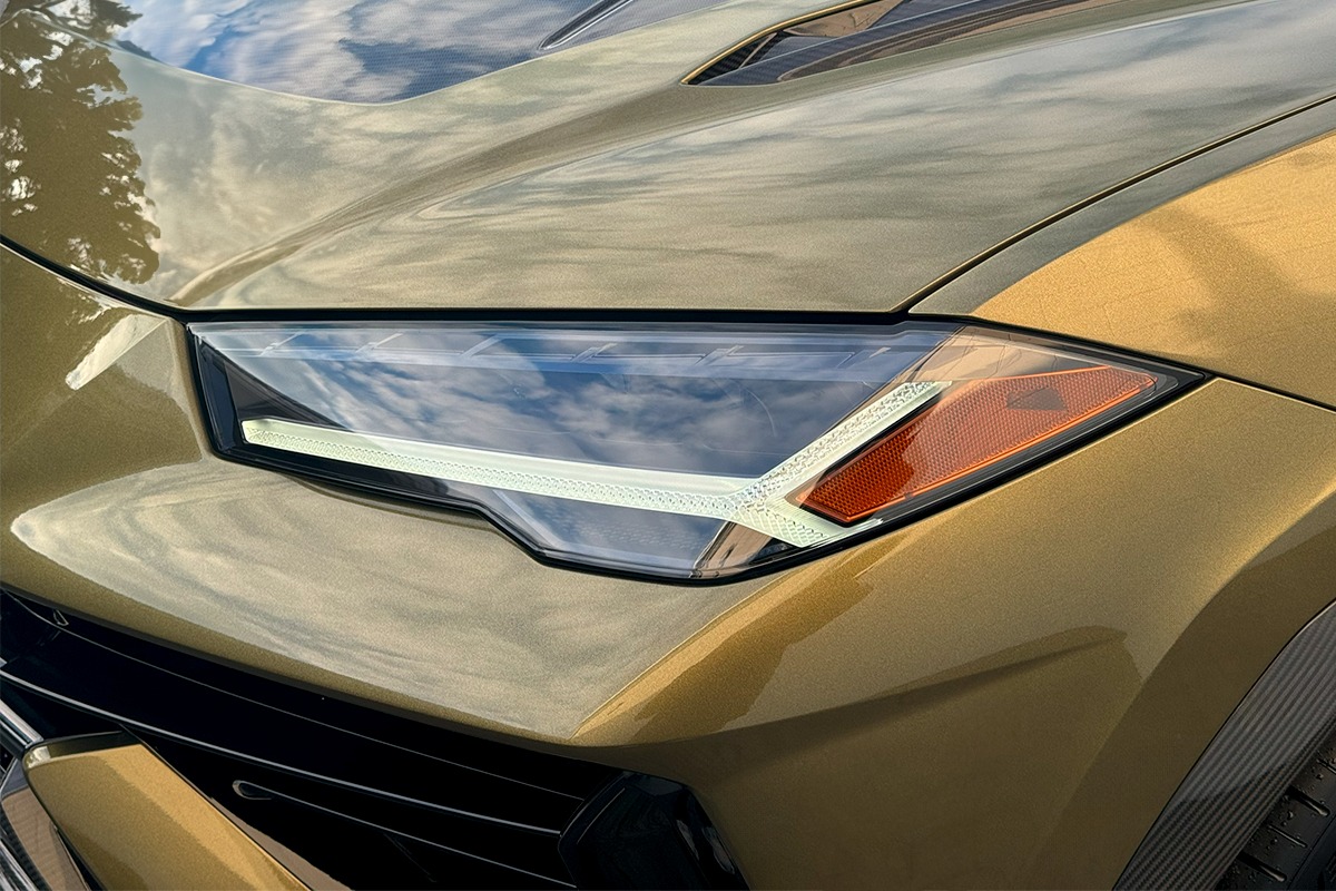 2024 Lamborghini Urus Image 30