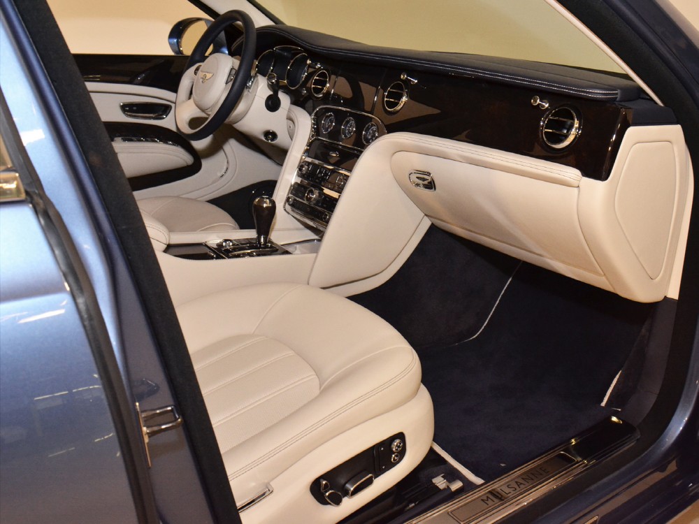 2012 Bentley Mulsanne Image 15