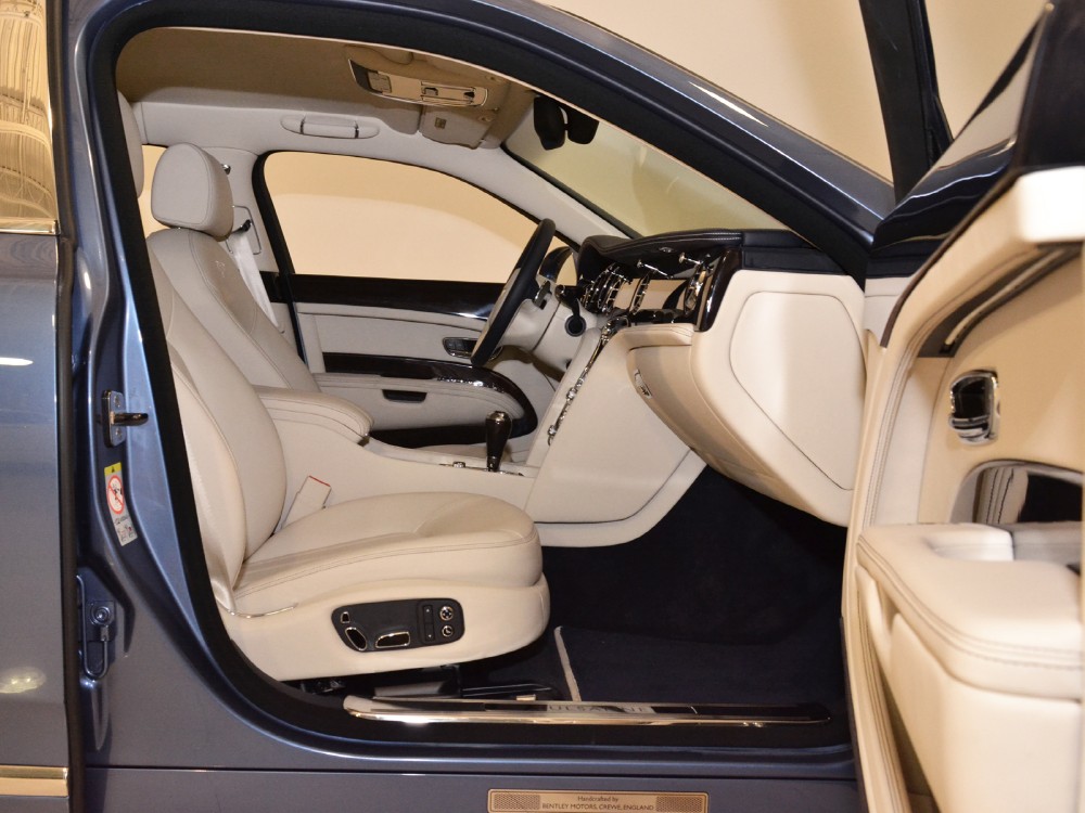 2012 Bentley Mulsanne Image 16