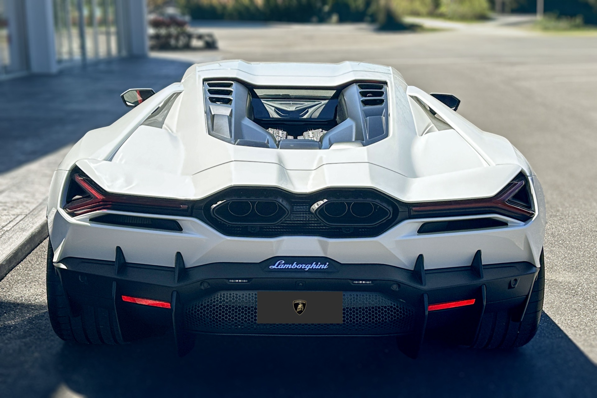 2026 Lamborghini Revuelto Image 16