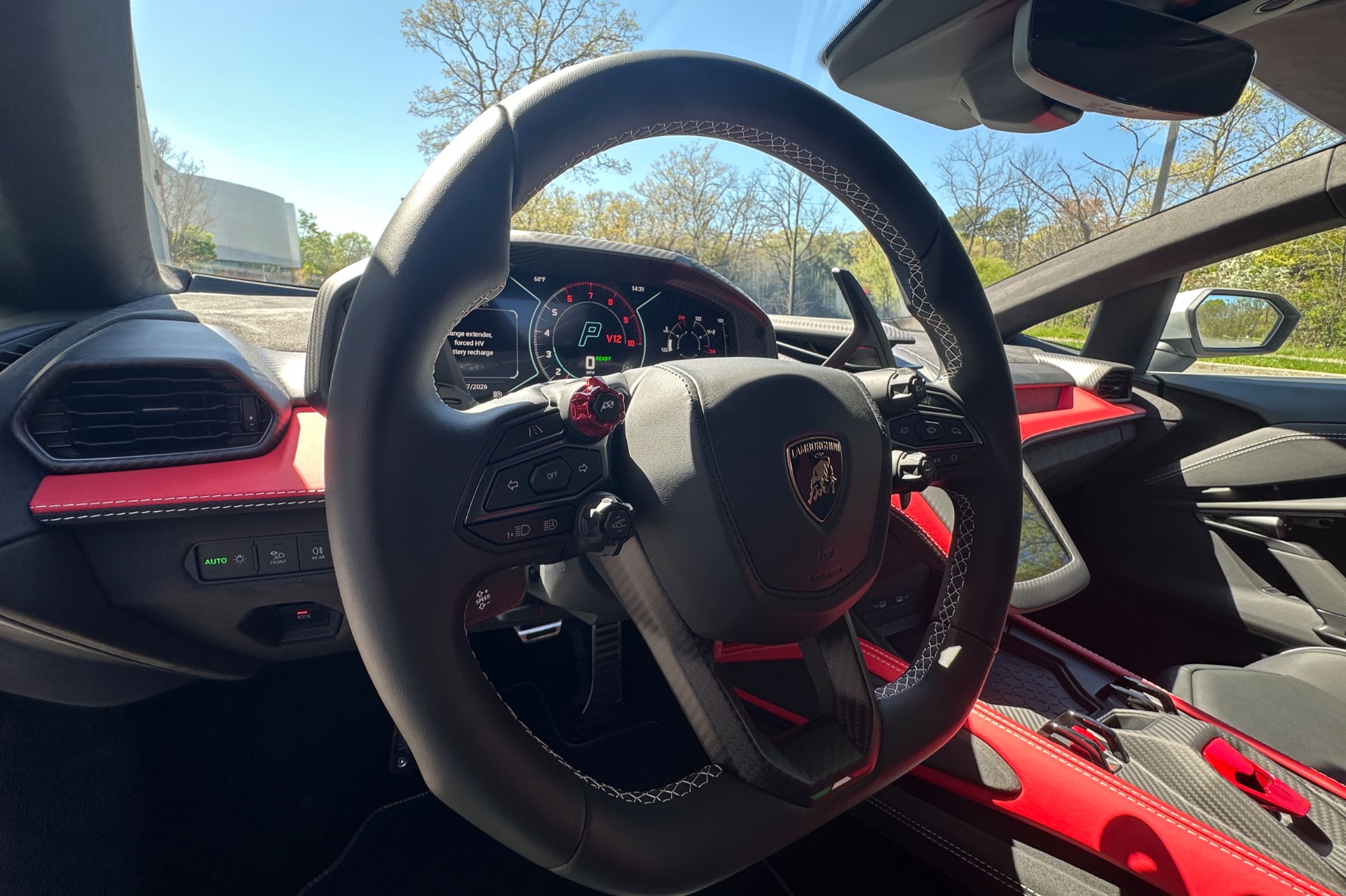 2026 Lamborghini Revuelto Image 19