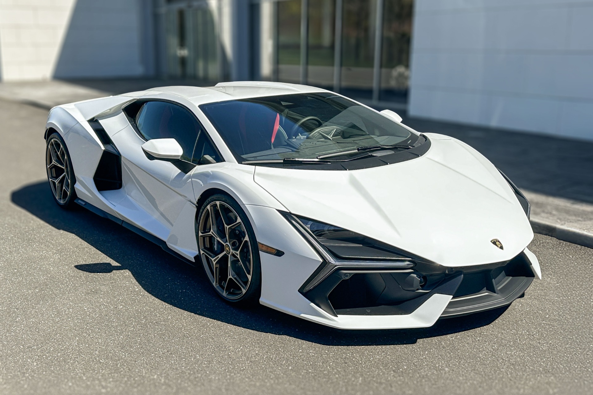 2026 Lamborghini Revuelto Image 3