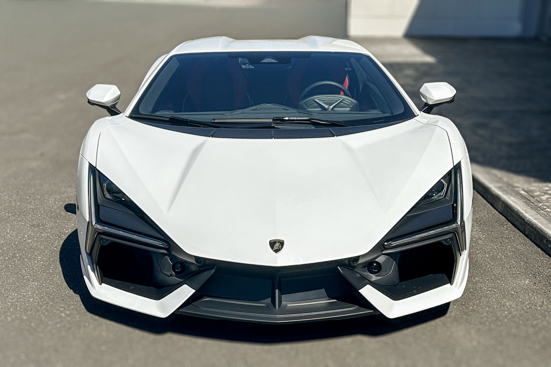2026 Lamborghini Revuelto Image 5