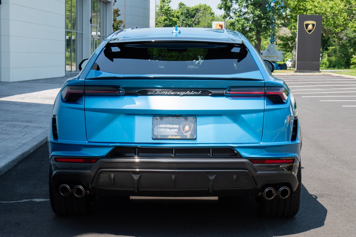 2024 Lamborghini Urus Image 14