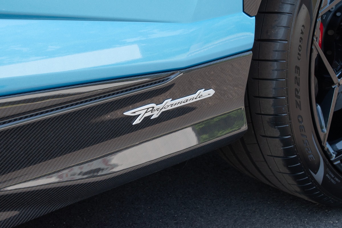2024 Lamborghini Urus Image 20