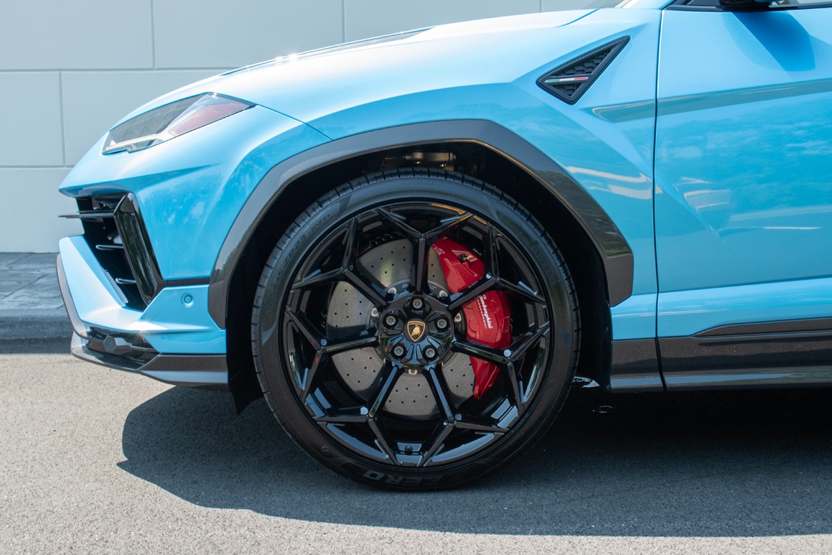 2024 Lamborghini Urus Image 22