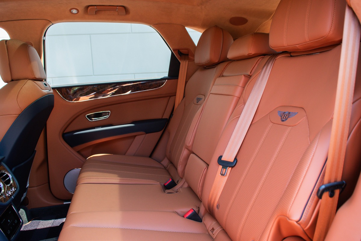 2023 Bentley Bentayga Image 22