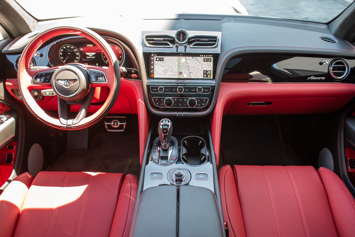 2023 Bentley Bentayga Image 4