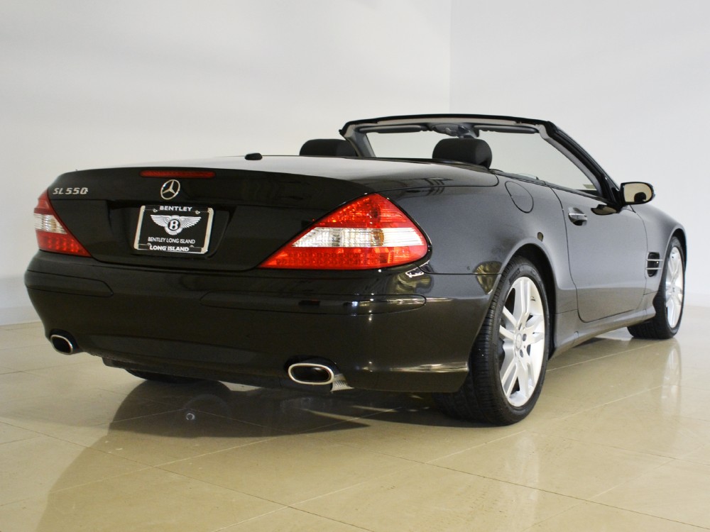 2008 Mercedes-Benz SL550 Image 2
