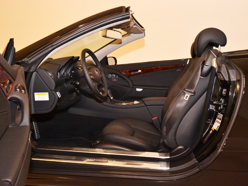 2008 Mercedes-Benz SL550 Image 21