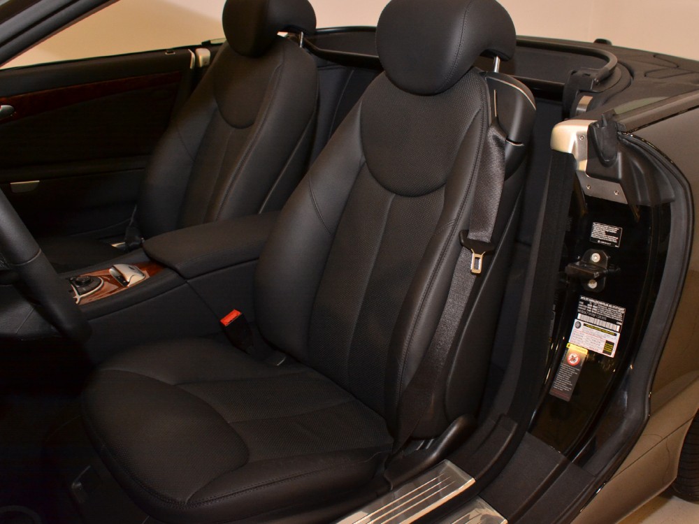 2008 Mercedes-Benz SL550 Image 22