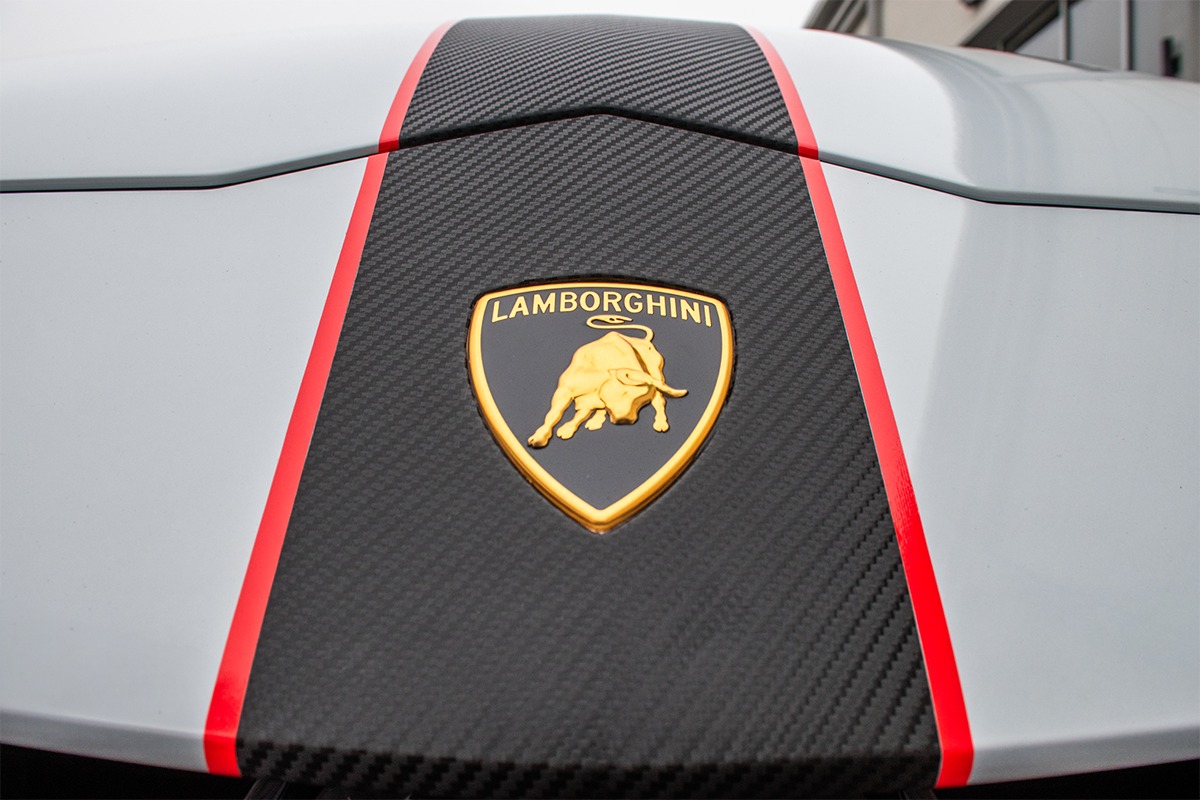2024 Lamborghini Urus Image 18