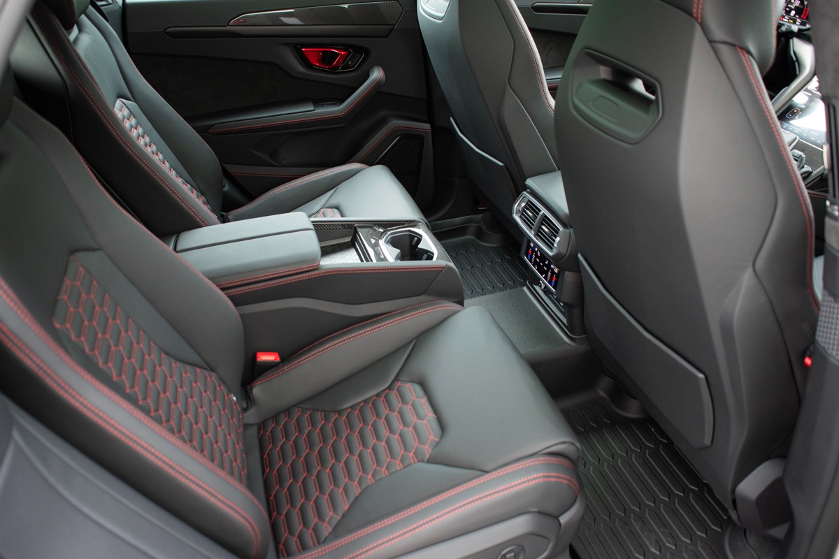 2024 Lamborghini Urus Image 29