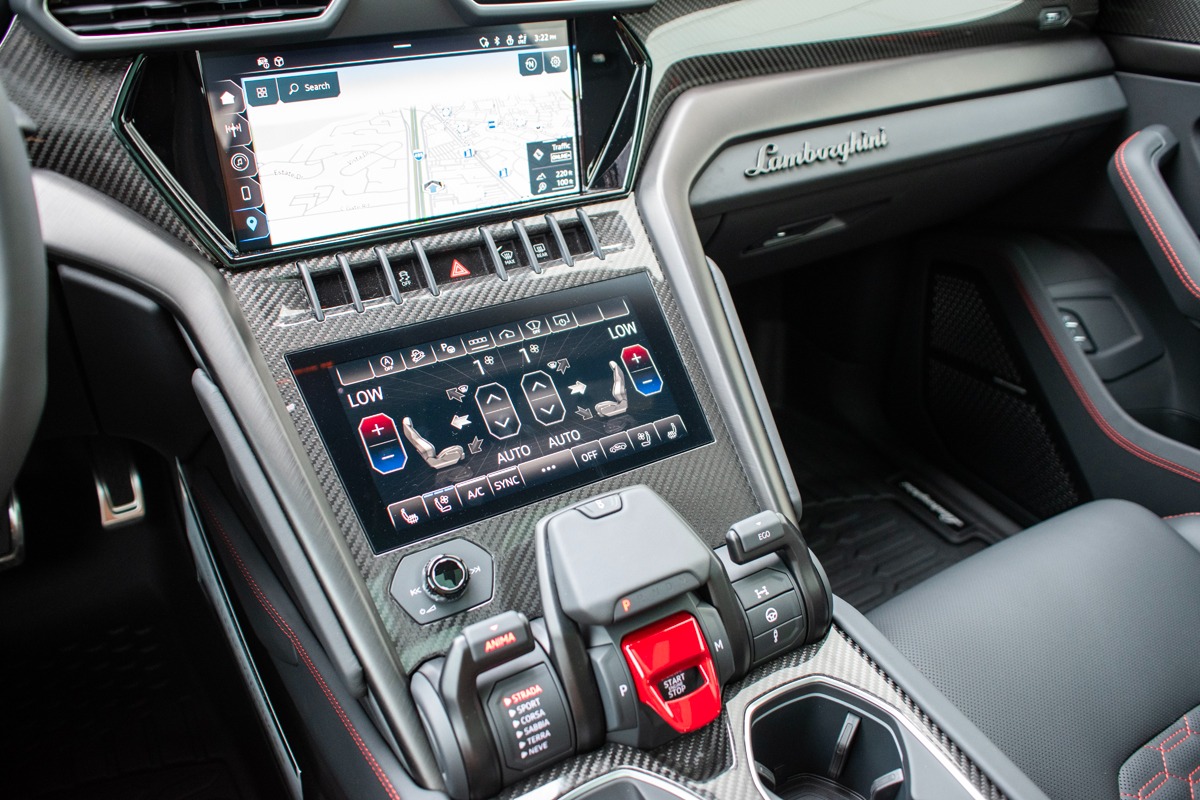 2024 Lamborghini Urus Image 37
