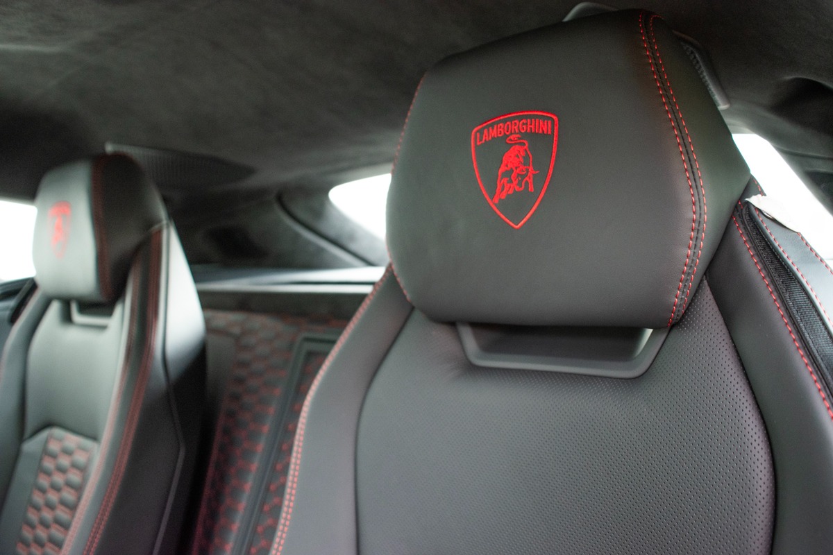 2024 Lamborghini Urus Image 47