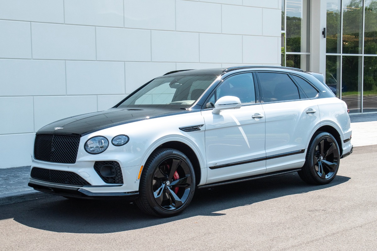 2021 Bentley Bentayga Image 23