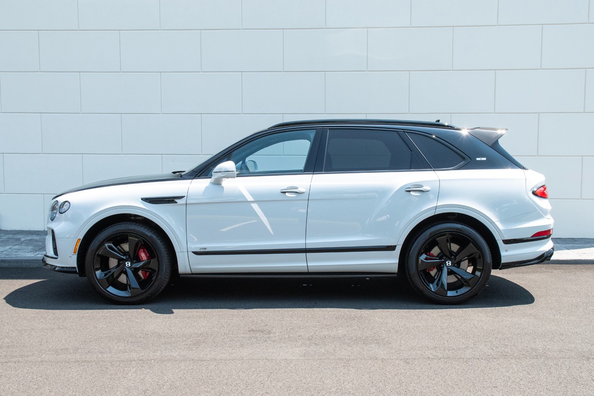 2021 Bentley Bentayga Image 5