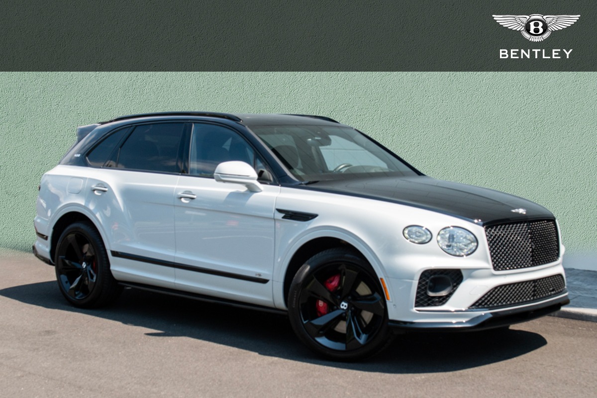 2021 Bentley Bentayga Image 1