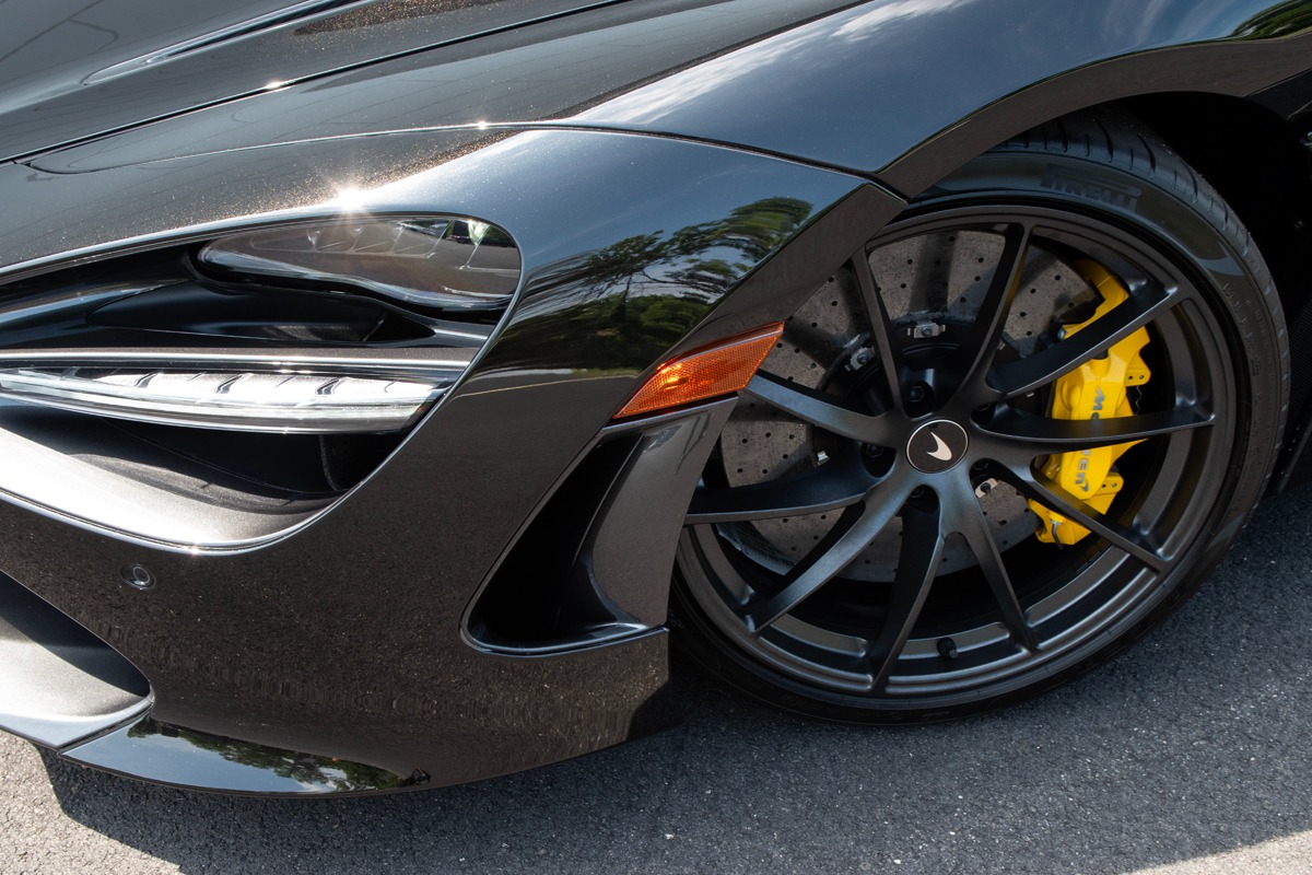 2023 McLaren 720S Spider Image 12