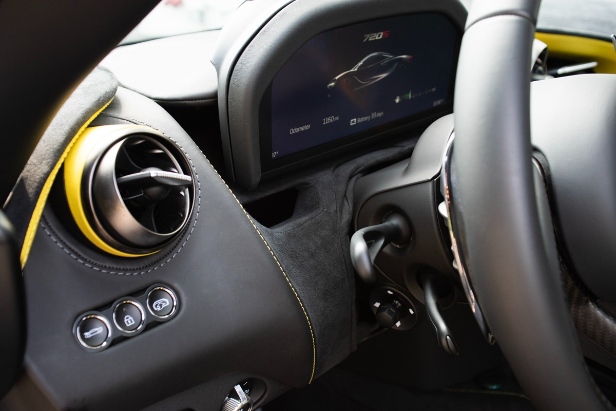 2023 McLaren 720S Spider Image 16