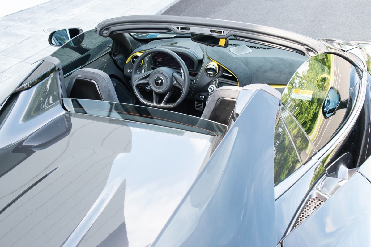 2023 McLaren 720S Spider Image 31
