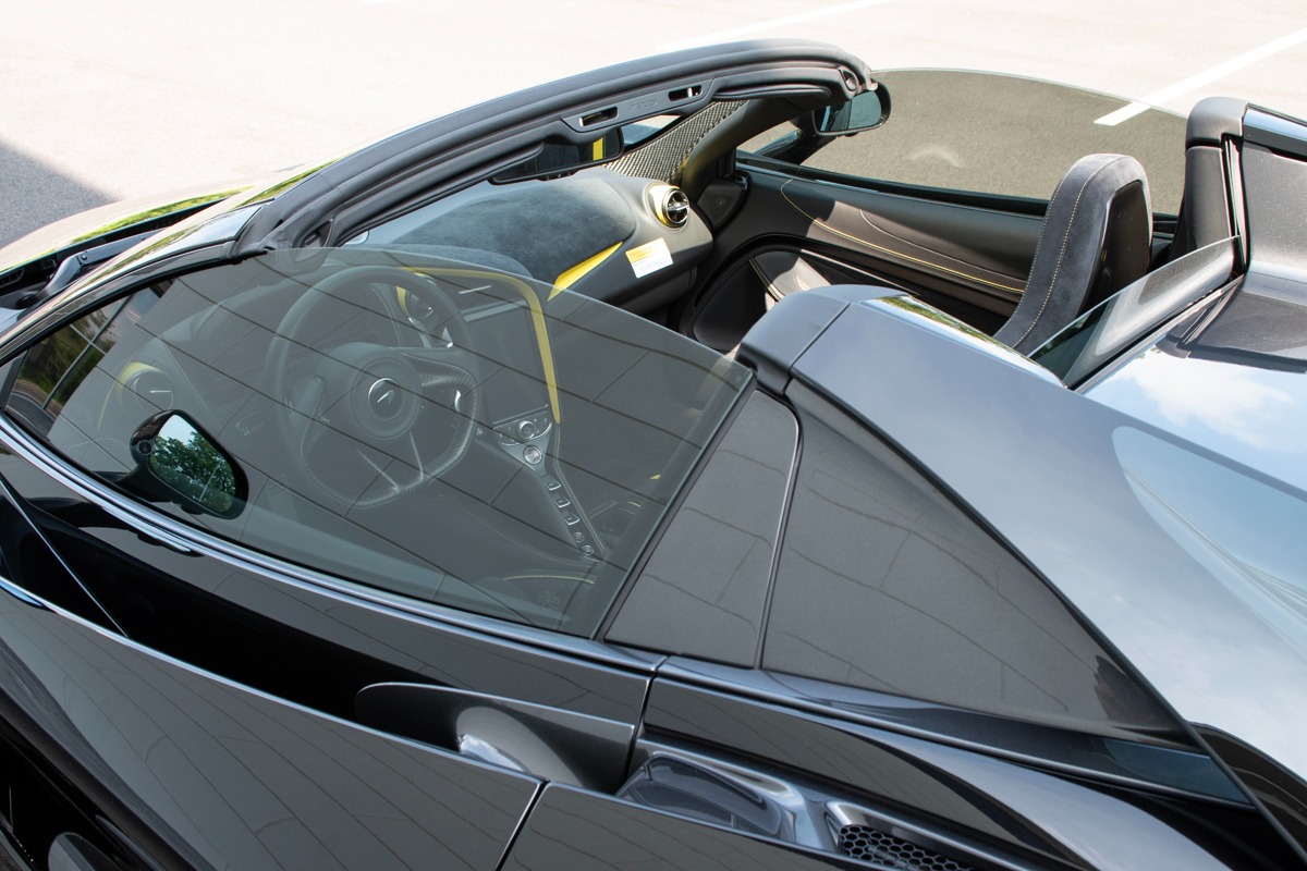 2023 McLaren 720S Spider Image 32