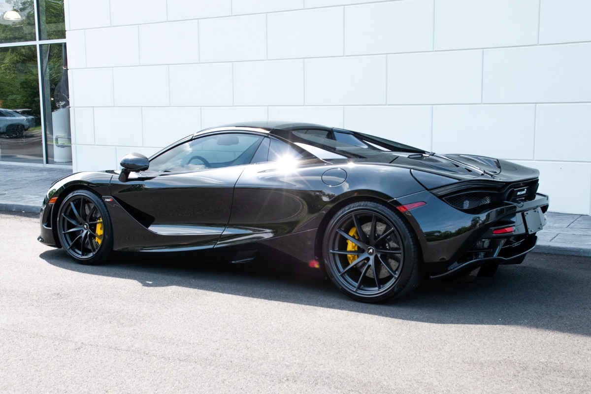 2023 McLaren 720S Spider Image 9