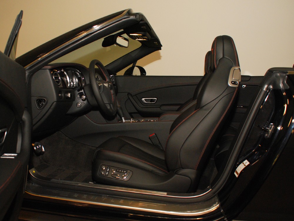 2013 Bentley Continental GT V8 Convertible Image 21