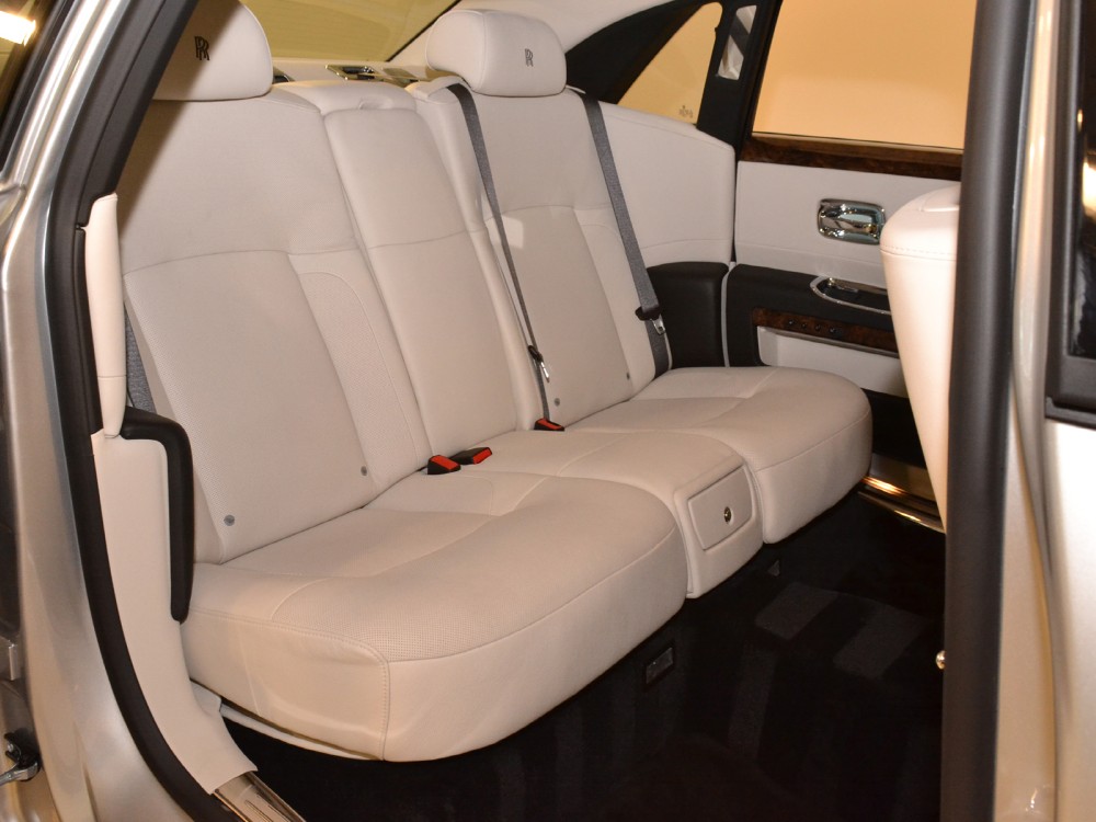 2012 Rolls-Royce Ghost EWB Image 24