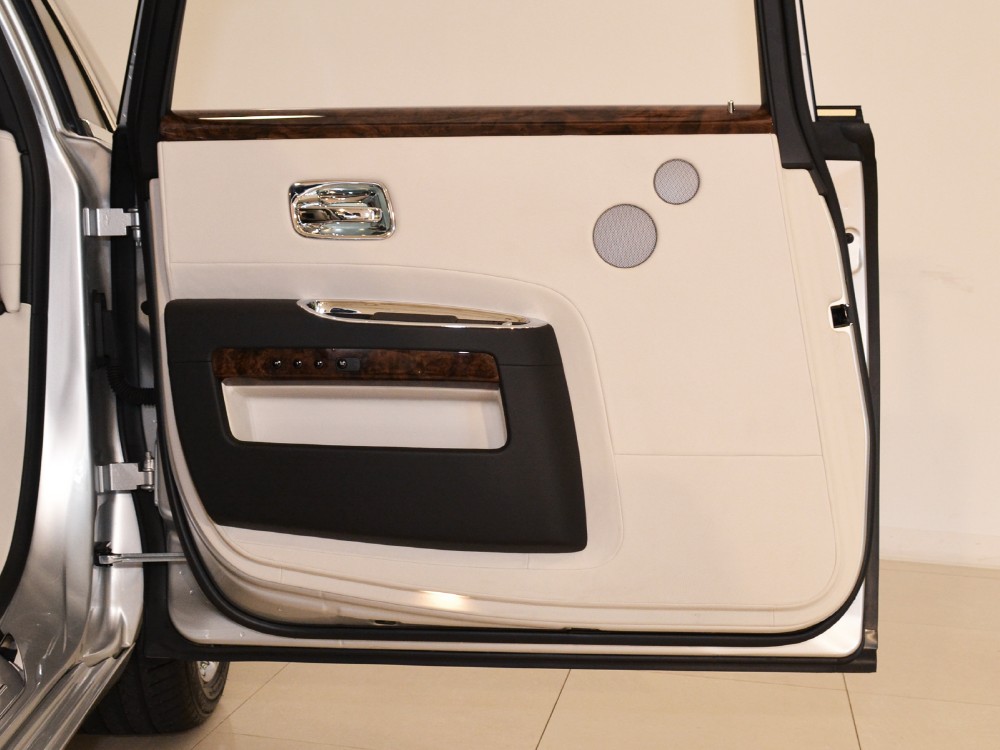 2012 Rolls-Royce Ghost EWB Image 29