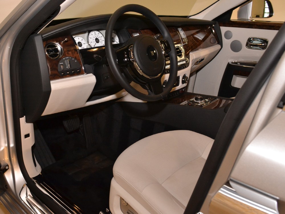 2012 Rolls-Royce Ghost EWB Image 3