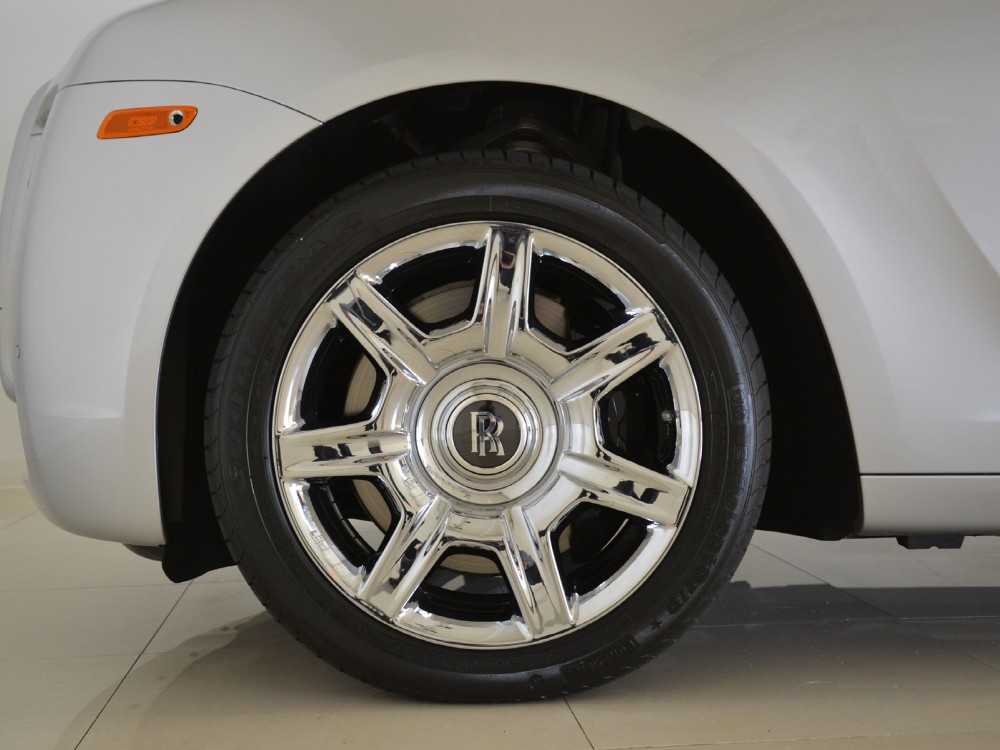 2012 Rolls-Royce Ghost EWB Image 4