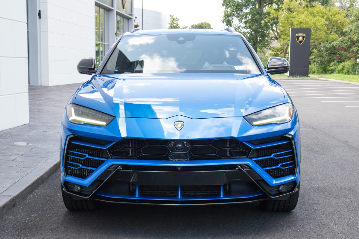 2019 Lamborghini Urus Image 13
