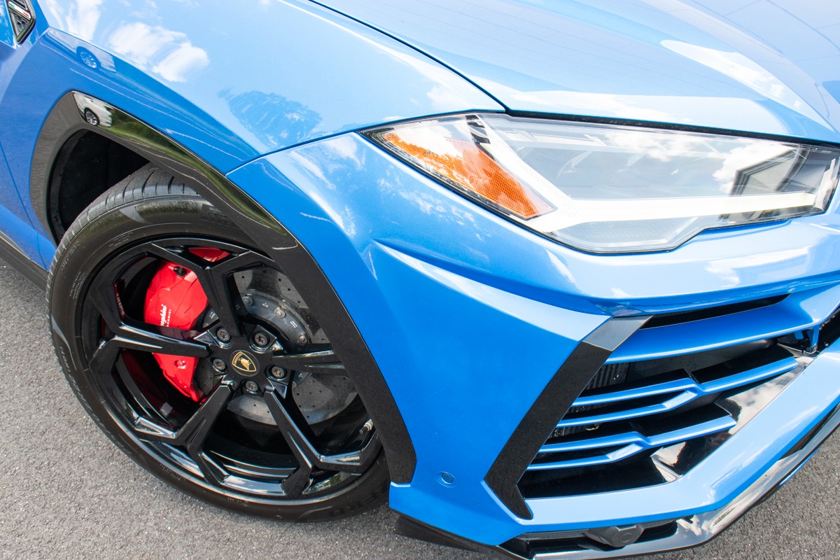 2019 Lamborghini Urus Image 41