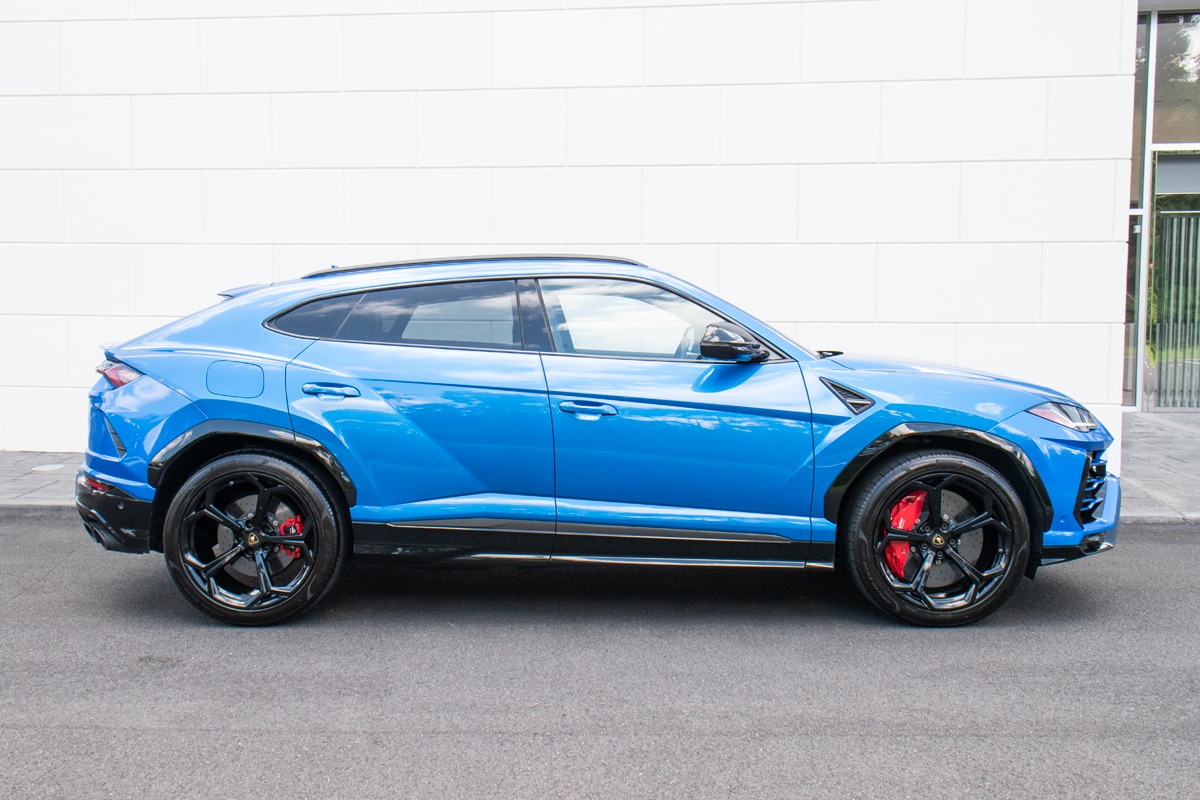 2019 Lamborghini Urus Image 42