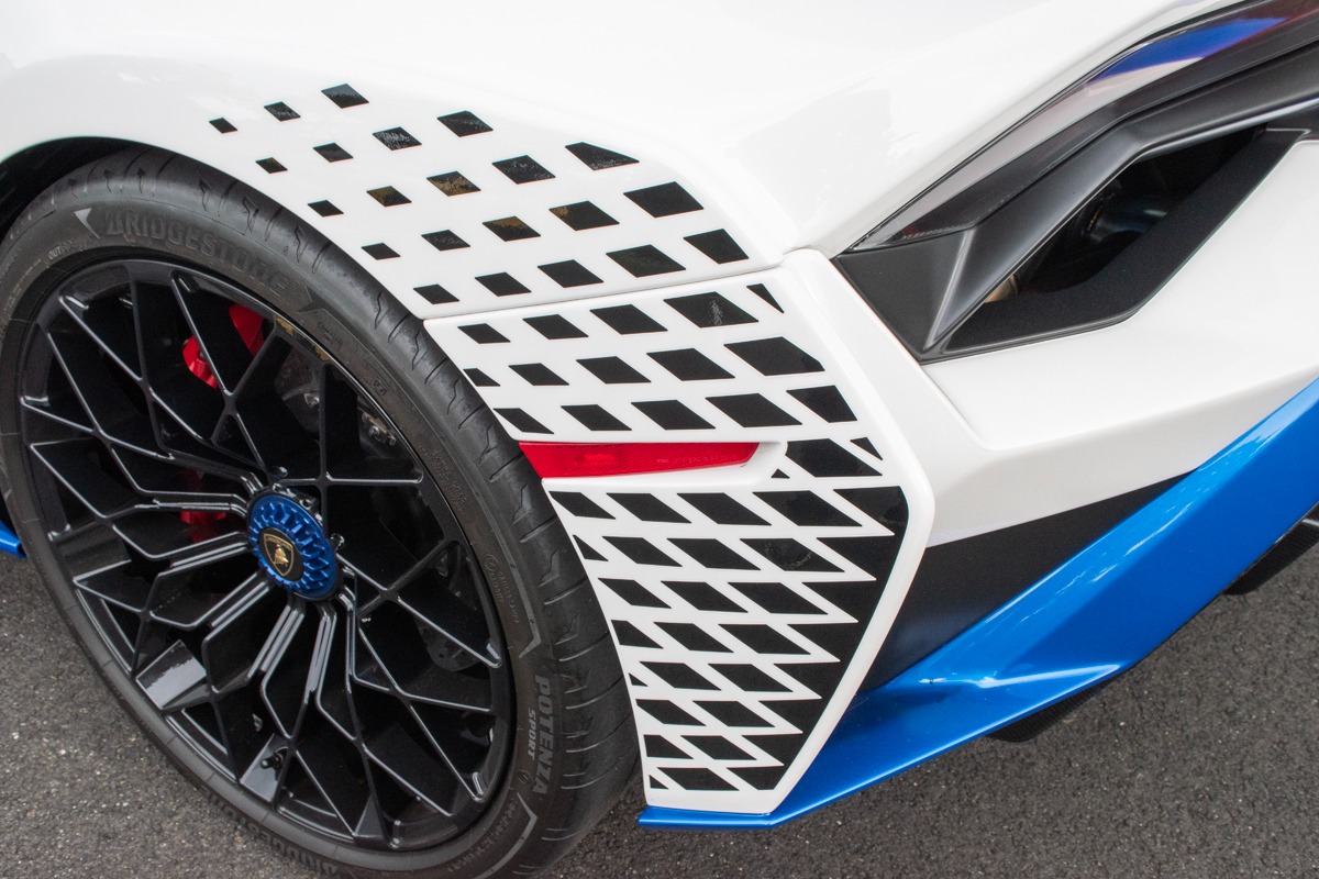 2022 Lamborghini Huracan Image 15