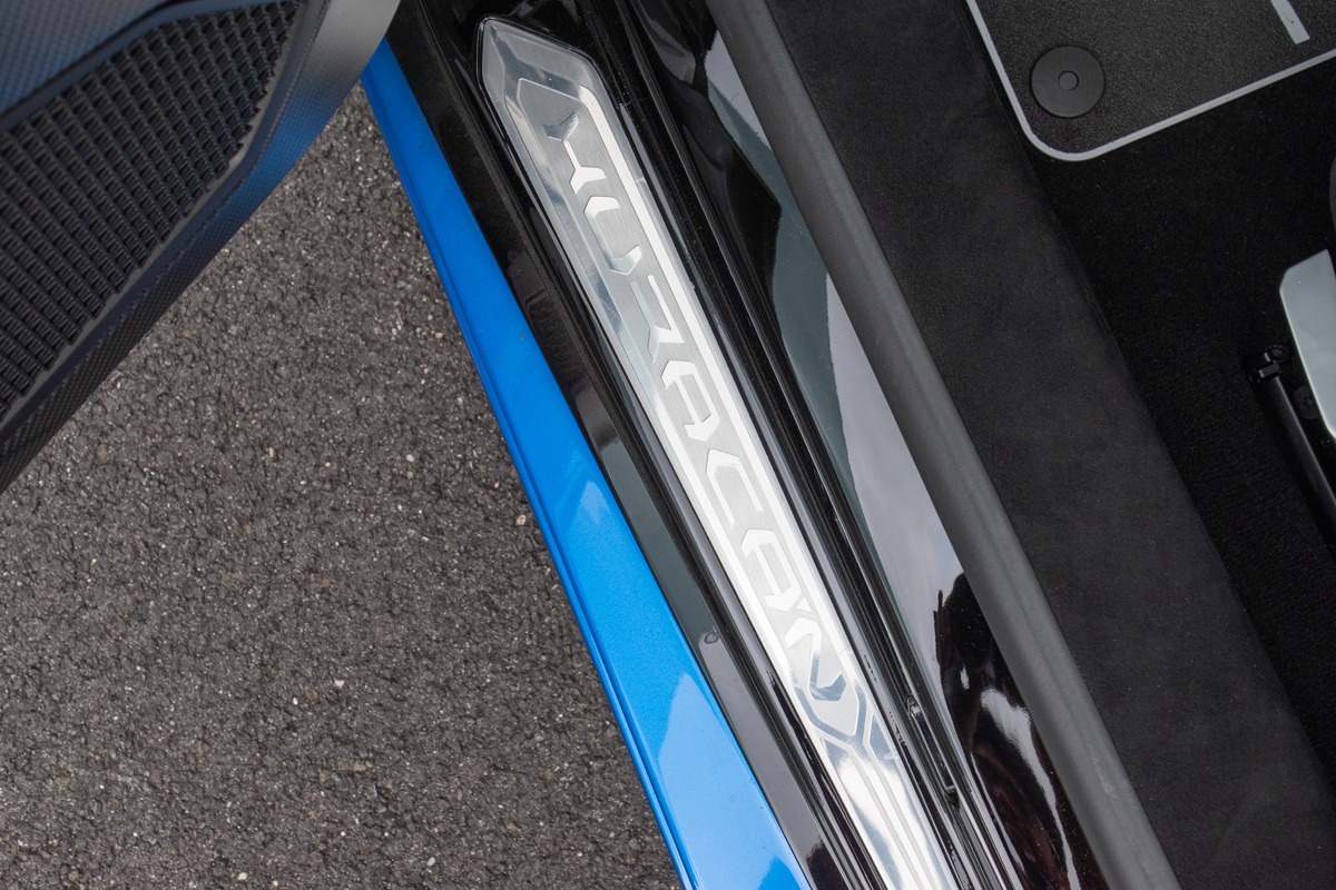 2022 Lamborghini Huracan Image 24