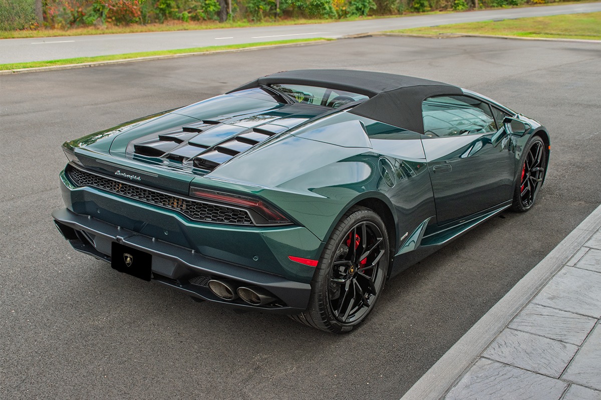 2016 Lamborghini Huracan Image 12