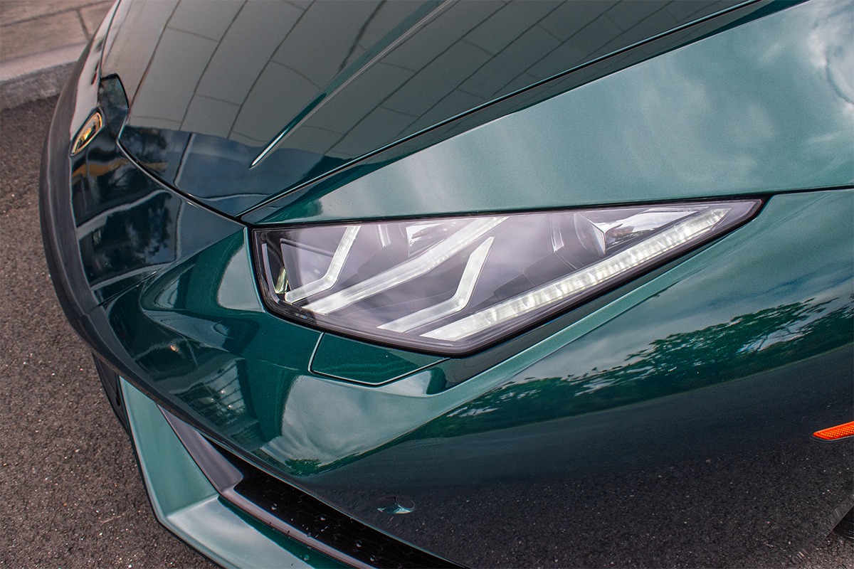 2016 Lamborghini Huracan Image 17