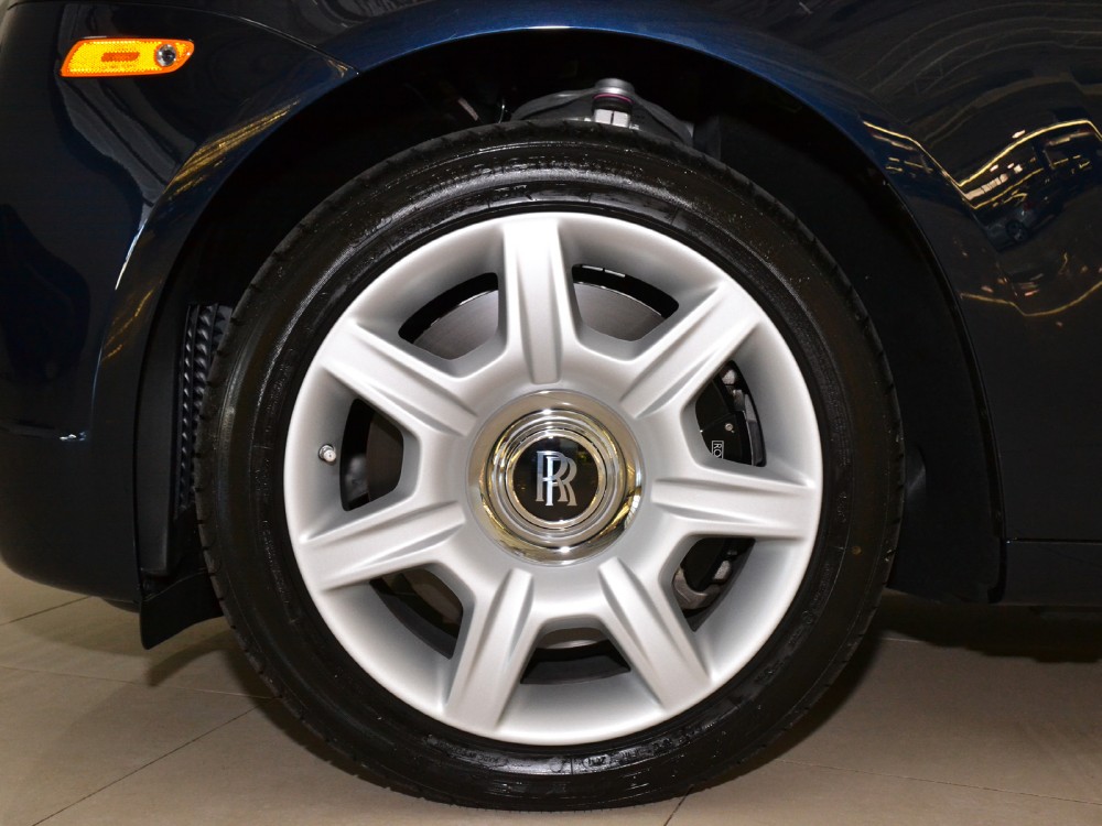 2012 Rolls-Royce Ghost Image 4