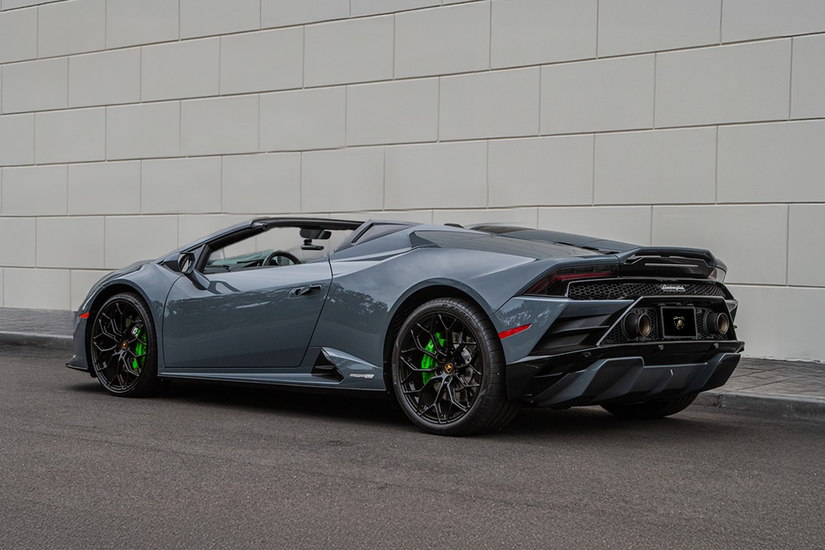 2022 Lamborghini Huracan Image 14